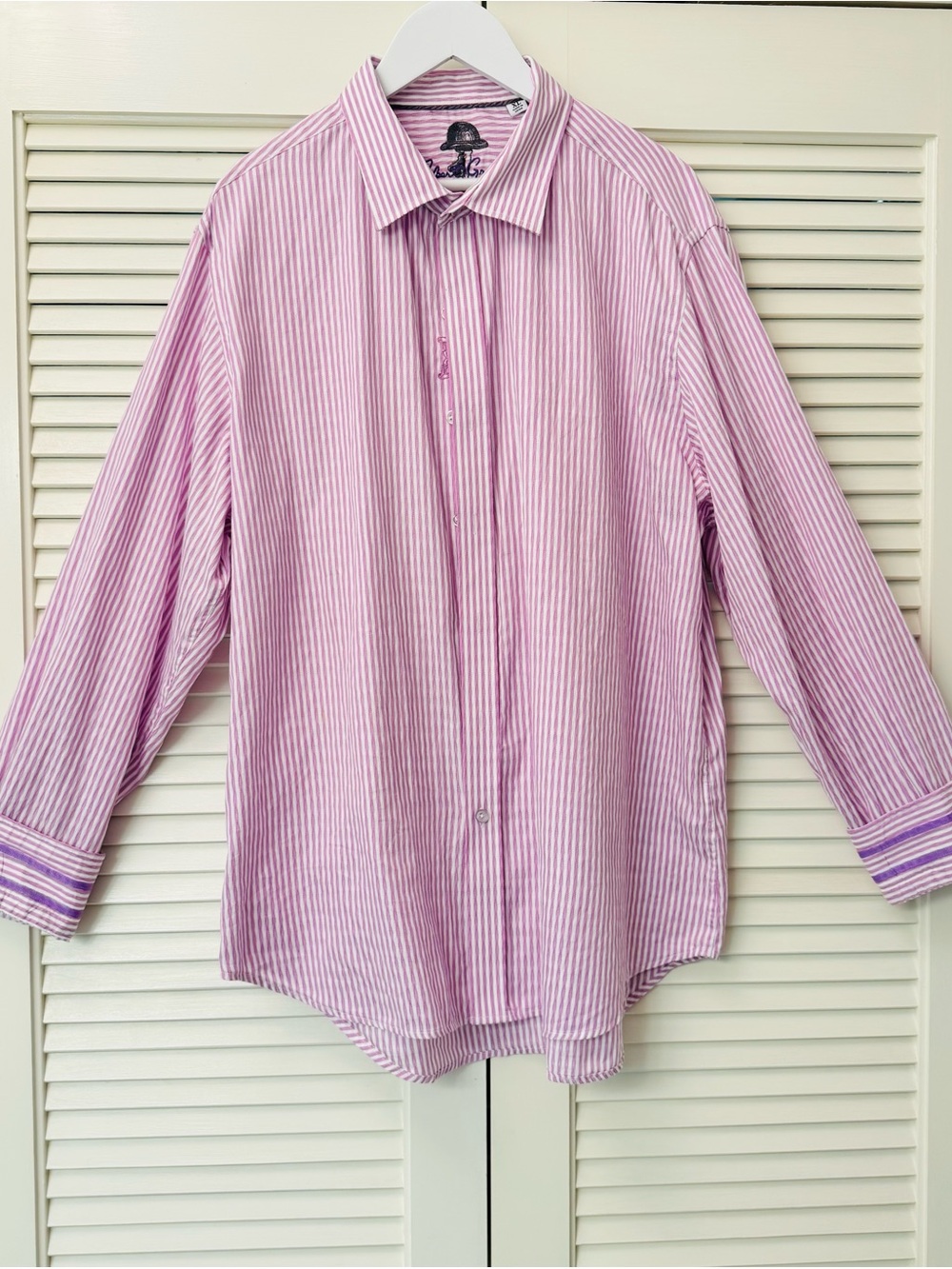 Men’s - Robert Graham Pink & White Striped Dress Shirt - Picture 4 of 6